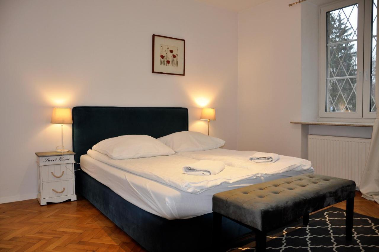 Prudentia Apartments Brzozowa Варшава Экстерьер фото