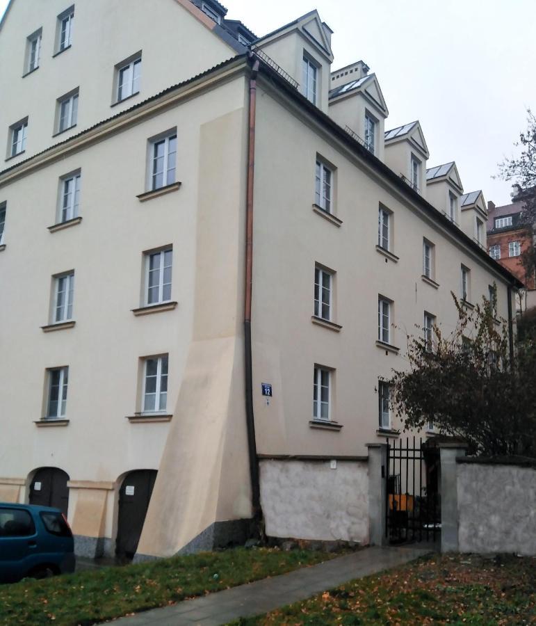 Prudentia Apartments Brzozowa Варшава Экстерьер фото